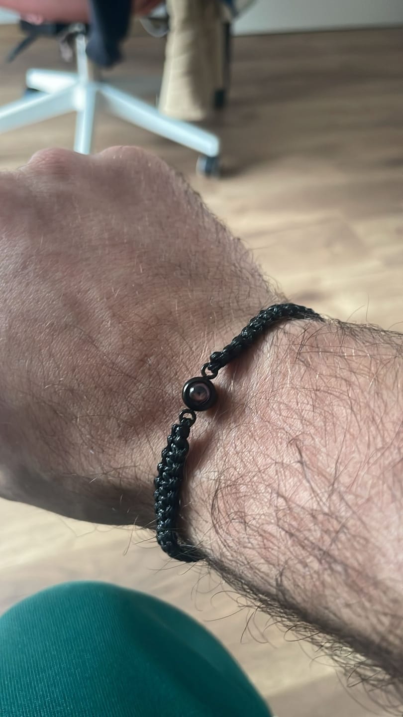 Customer photo review of Personalisiertes Fotoarmband | Fotoprojektion