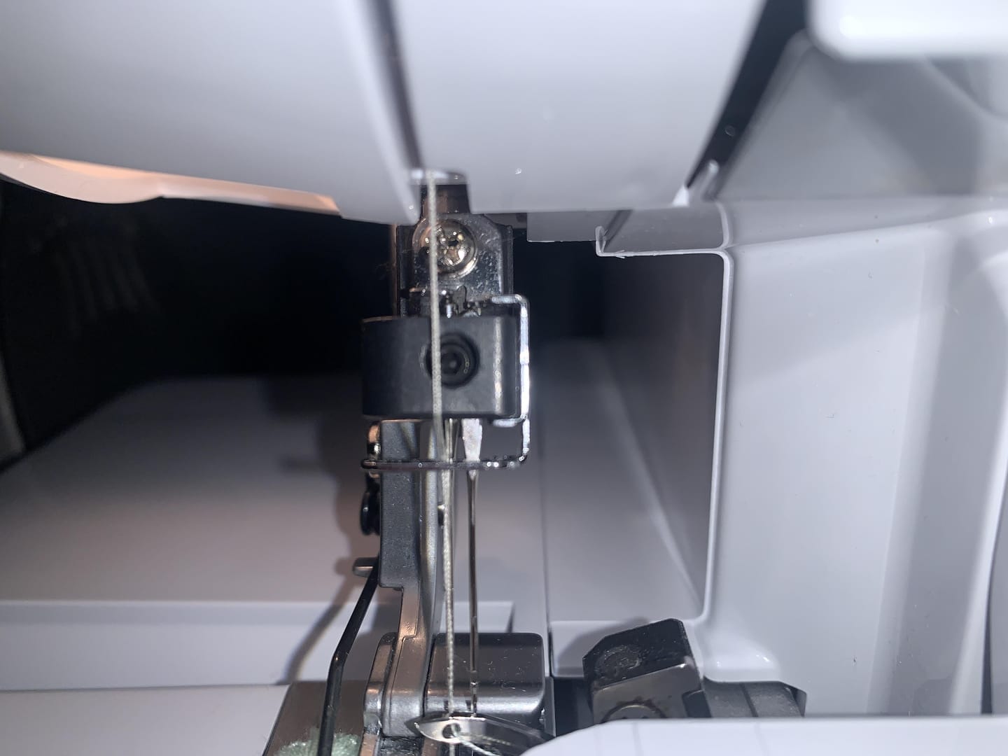 Customer photo review of Needle Set Screw, Brother #016400632