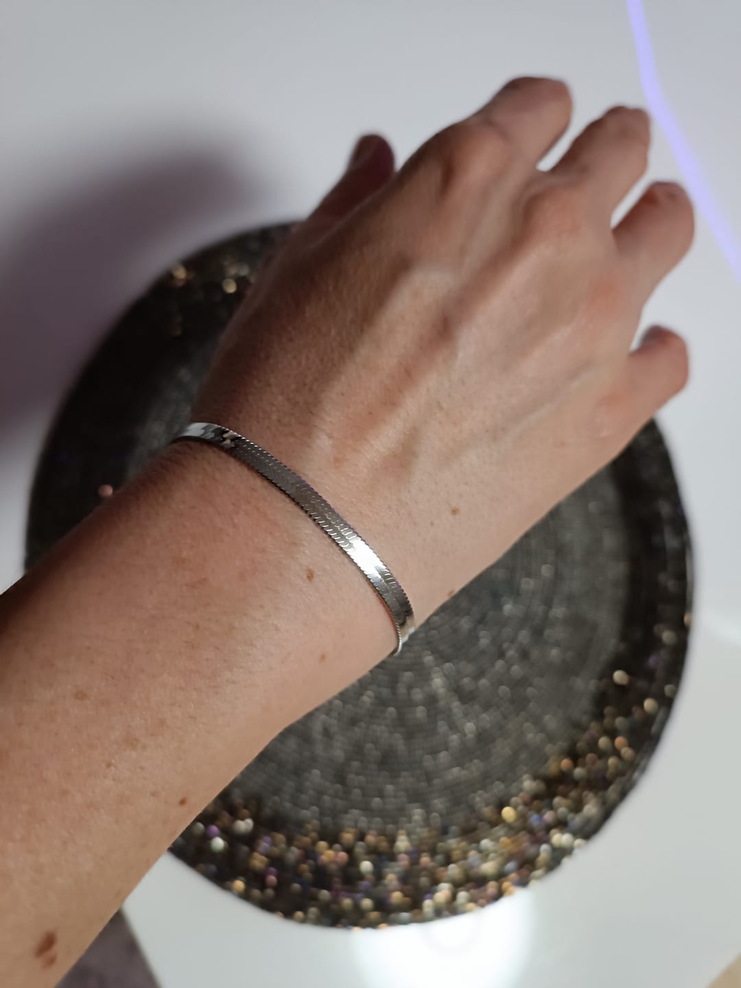 Customer photo review of Snake Skin Armband | 18K vergoldet