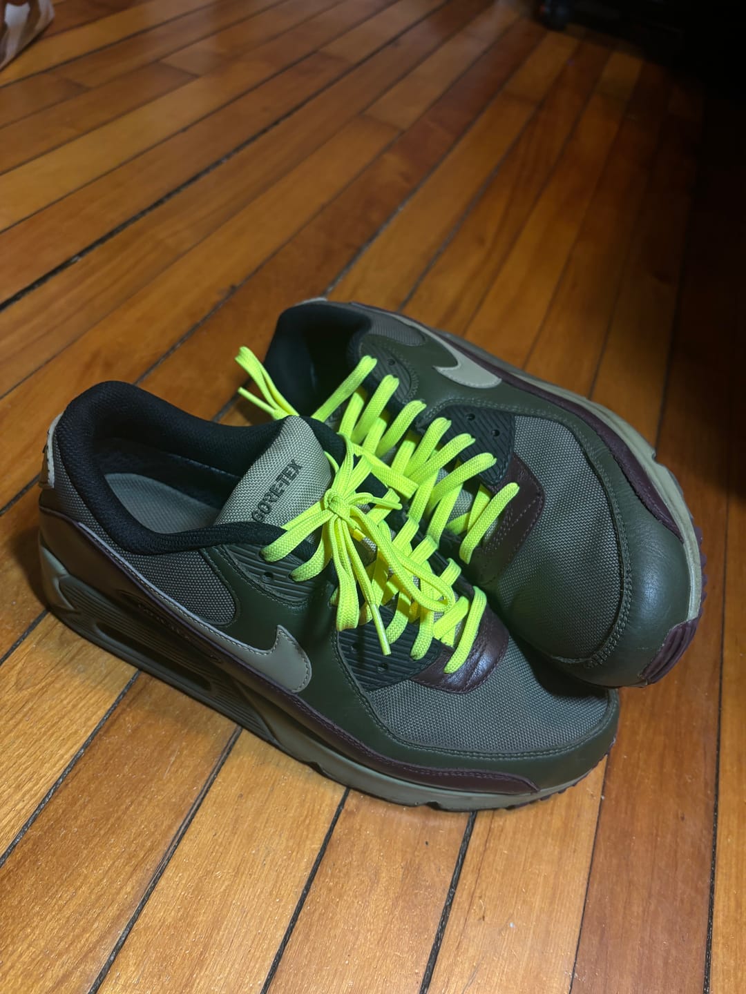 Customer photo review of Flat Standard Shoe Laces - Solids