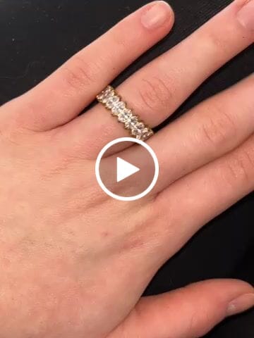 Customer video review of Sparkle Deluxe Ring | 18K vergoldet