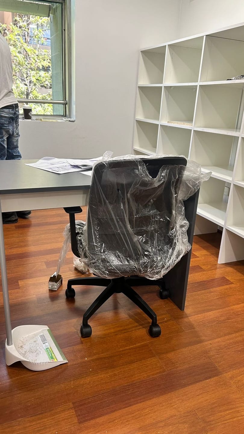Customer photo review of Silla Oficina Mesh Negro