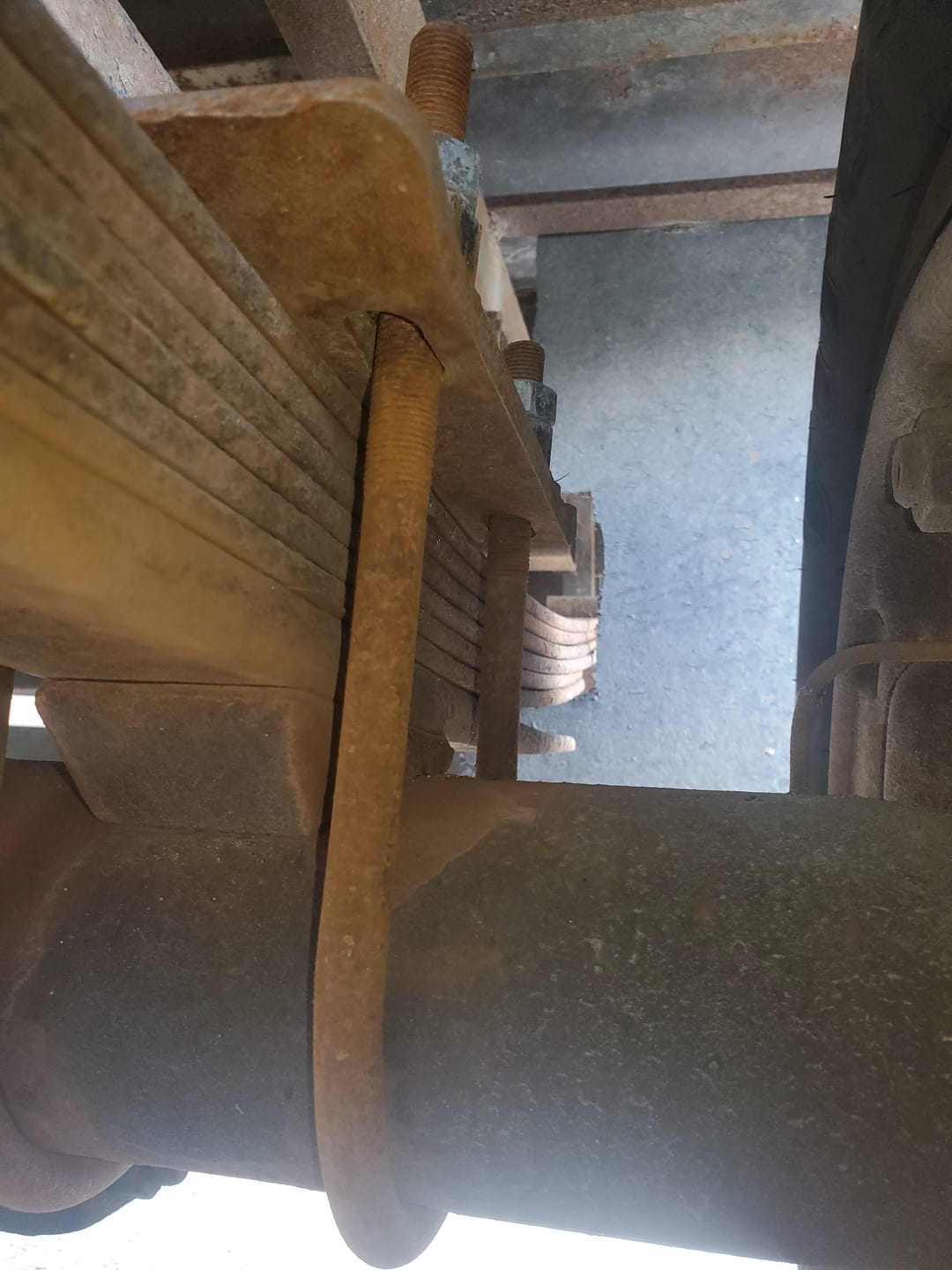Customer photo review of 9/16 Inch Diameter U-Bolts - Round