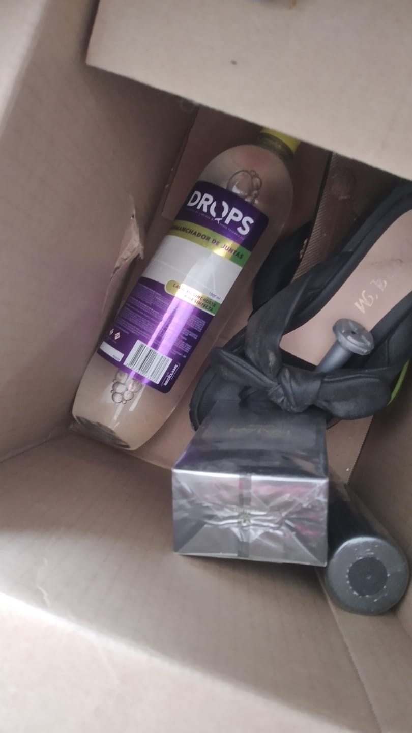 Customer photo review of Limpia juntas multiusos 1000ml