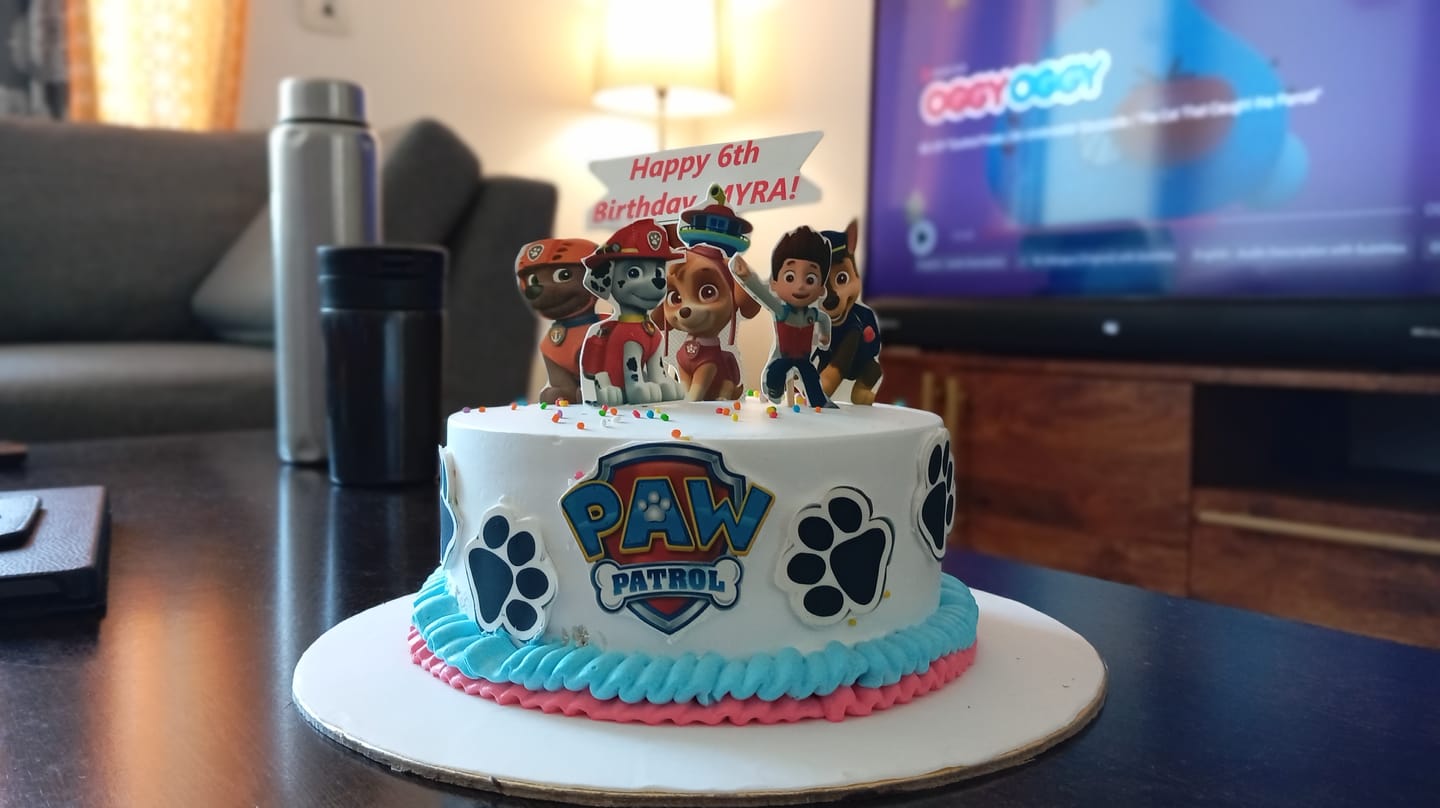 Customer photo review of Paw Patrol Team Cake
