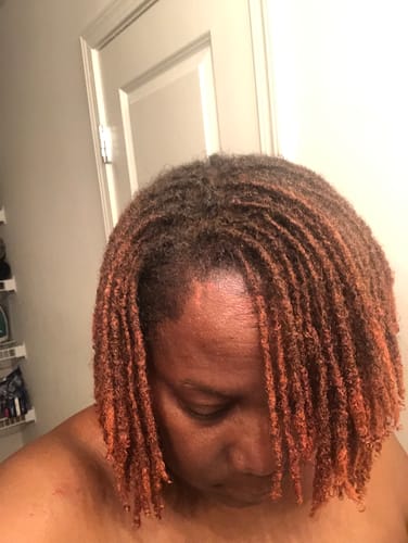 Customer photo review of Temporary Hair Color Gel - Cranberry