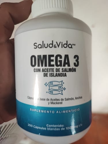 Customer photo review of Omega 3 De Aceite De Salmón de Islandia - 200 Cápsulas