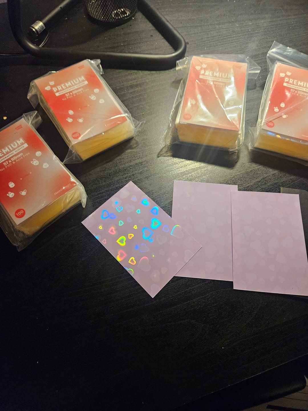 Customer photo review of PREMIUM HOLOGRAPHIC PHOTOCARD SLEEVES - SKZOO VERSION