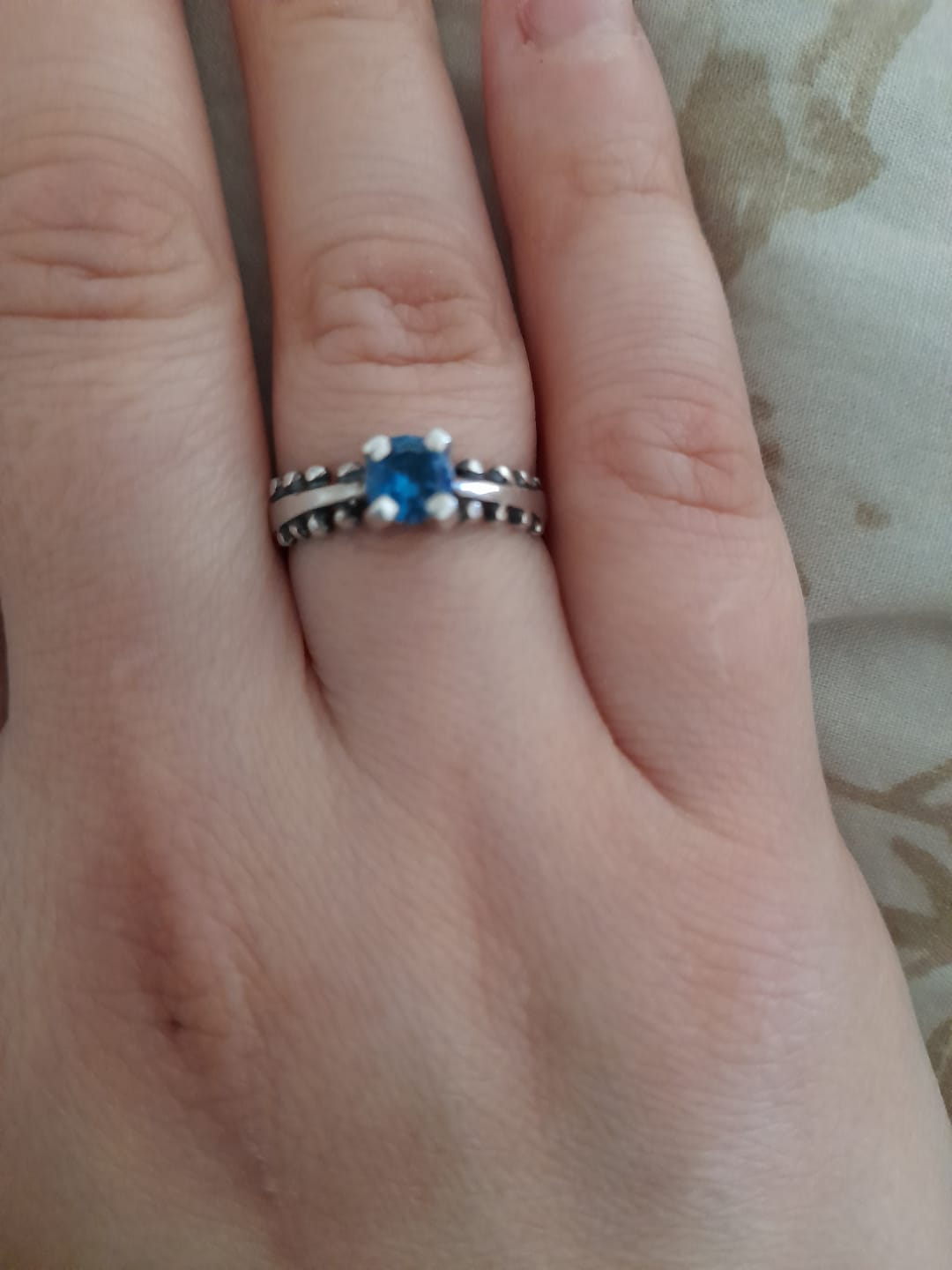 Customer photo review of Anillo Flo Pituco / Piedra a elección