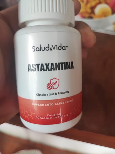 Customer photo review of Astaxantina 18mg - 30 Cápsulas