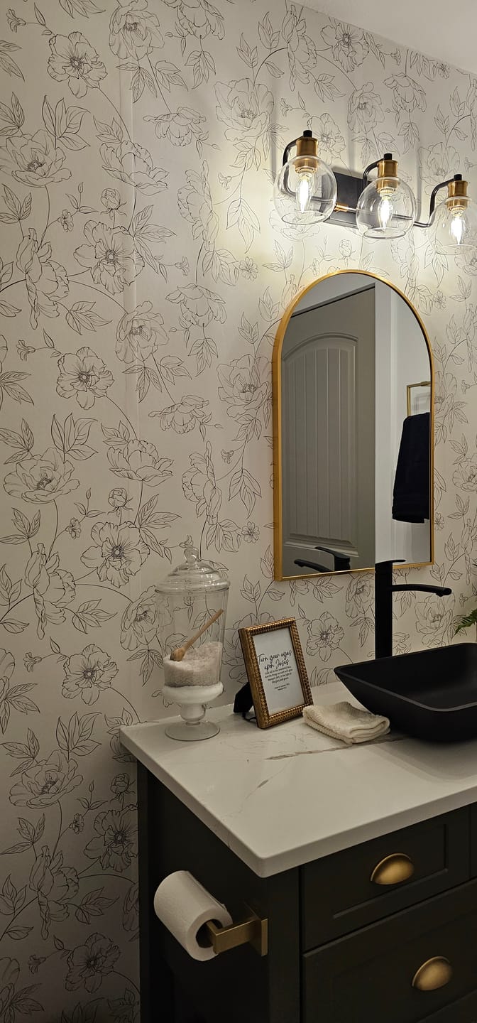 Customer photo review of Small Delicate Drawn Floral Wallpaper