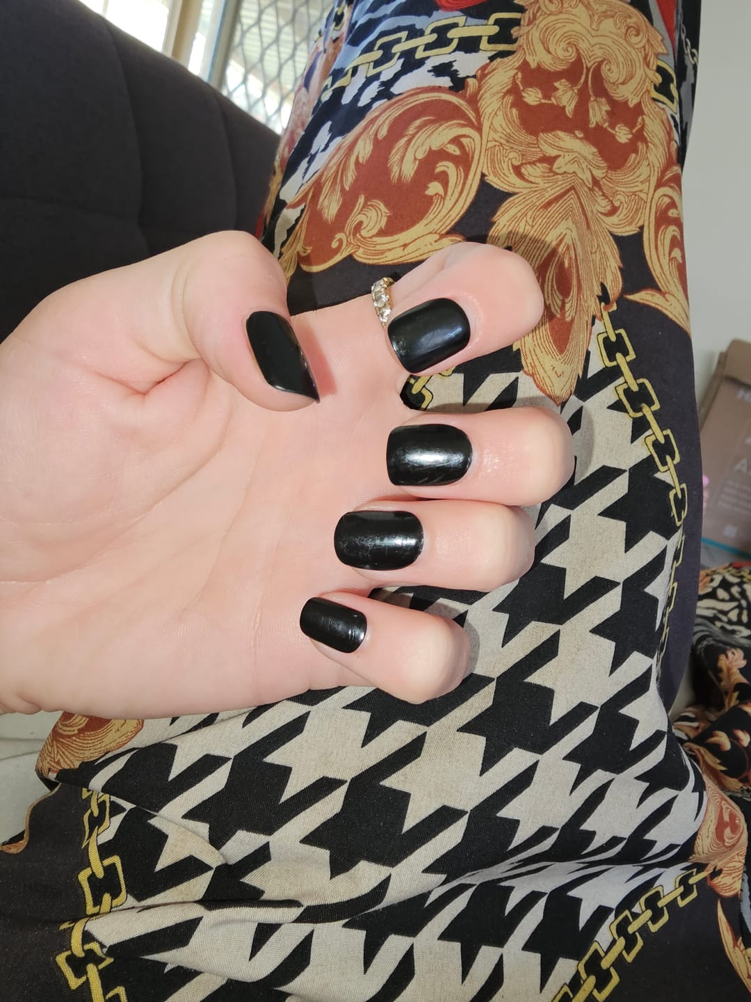 Customer photo review of Nourishing Cuticle Oil Pen & Gellae Nail Remover