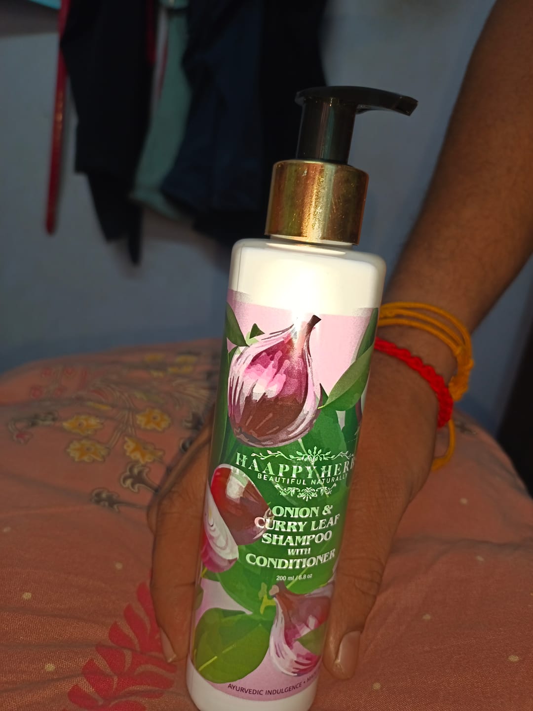 Customer photo review of Onion & Curry Leaf Shampoo With Conditioner