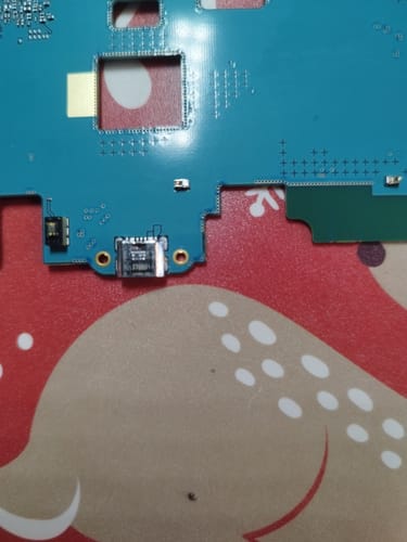 Avis photo d'un client sur Connecteur de l'interface de charge pour Samsung Galaxy Tab A 10.1' SM-T580 SM-T585