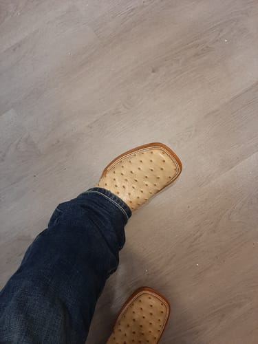 Customer photo review of "RANCH" OSTRICH ORIX | MEN SQUARE TOE WESTERN COWBOY BOOTS