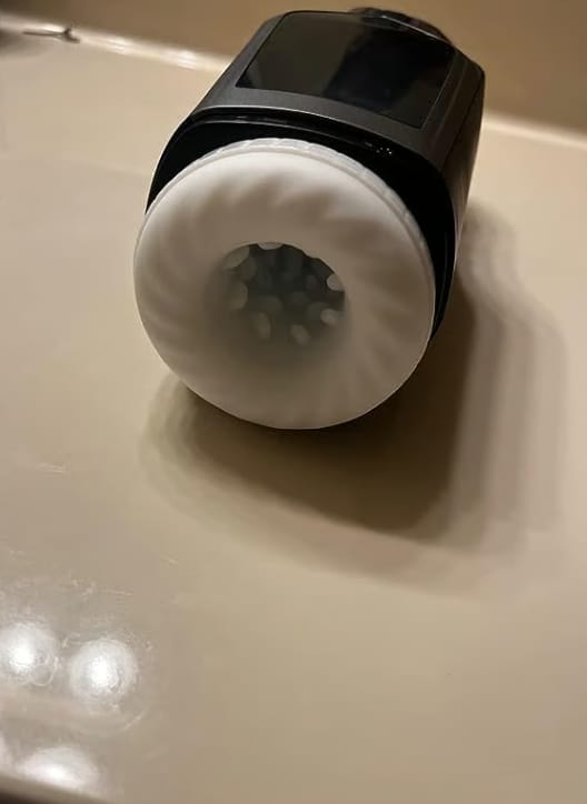 Customer photo review of BATMAN- 7 Thrusting & Vibrating With Huge Visible Window Oral Male Masturbator