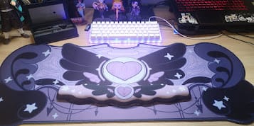 Customer photo review of GeekShare Dark Star Wings Mouse Pad