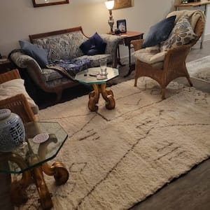 Customer photo review of Modern Abstract Geometric Wool Rug
