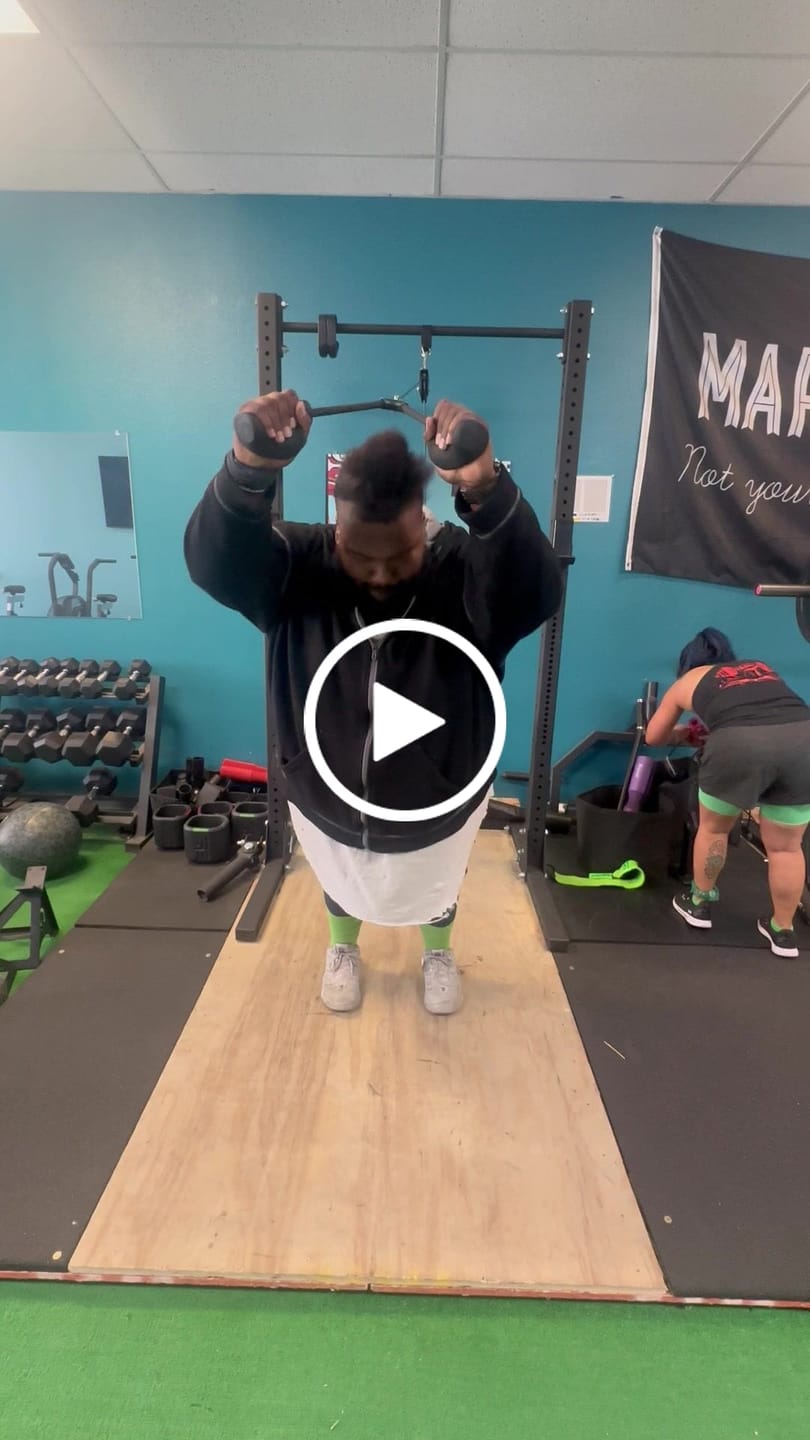 Customer video review of TitanRope - Ergonomic Tricep Rope