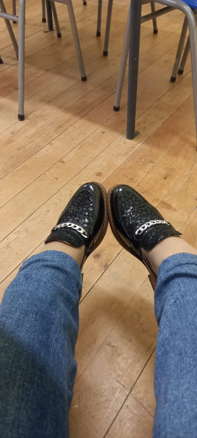 Customer photo review of Mocasín Cadenas Alto