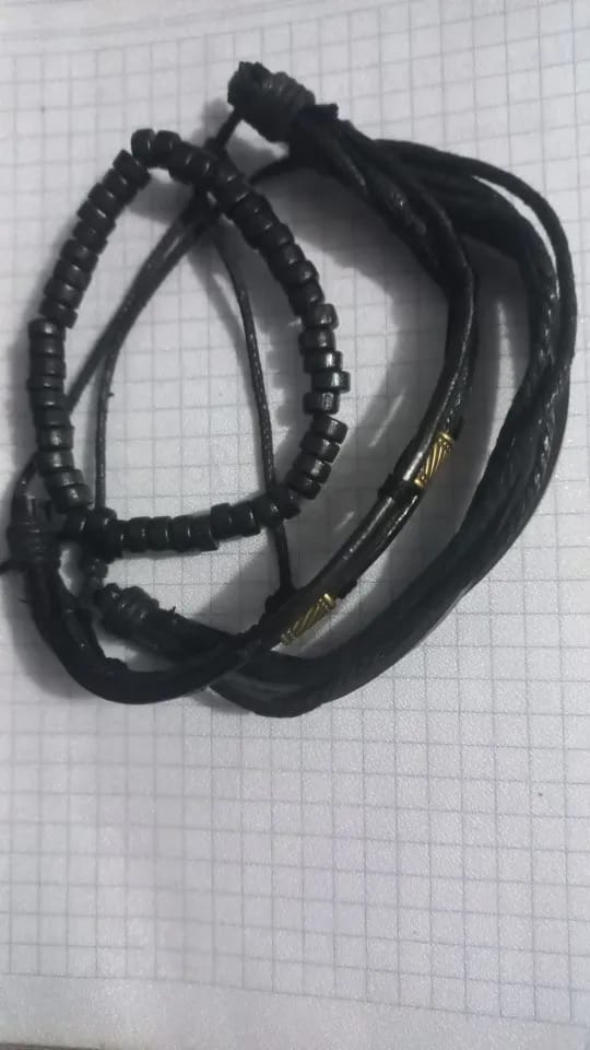 Customer photo review of Bracelet Femme Africain