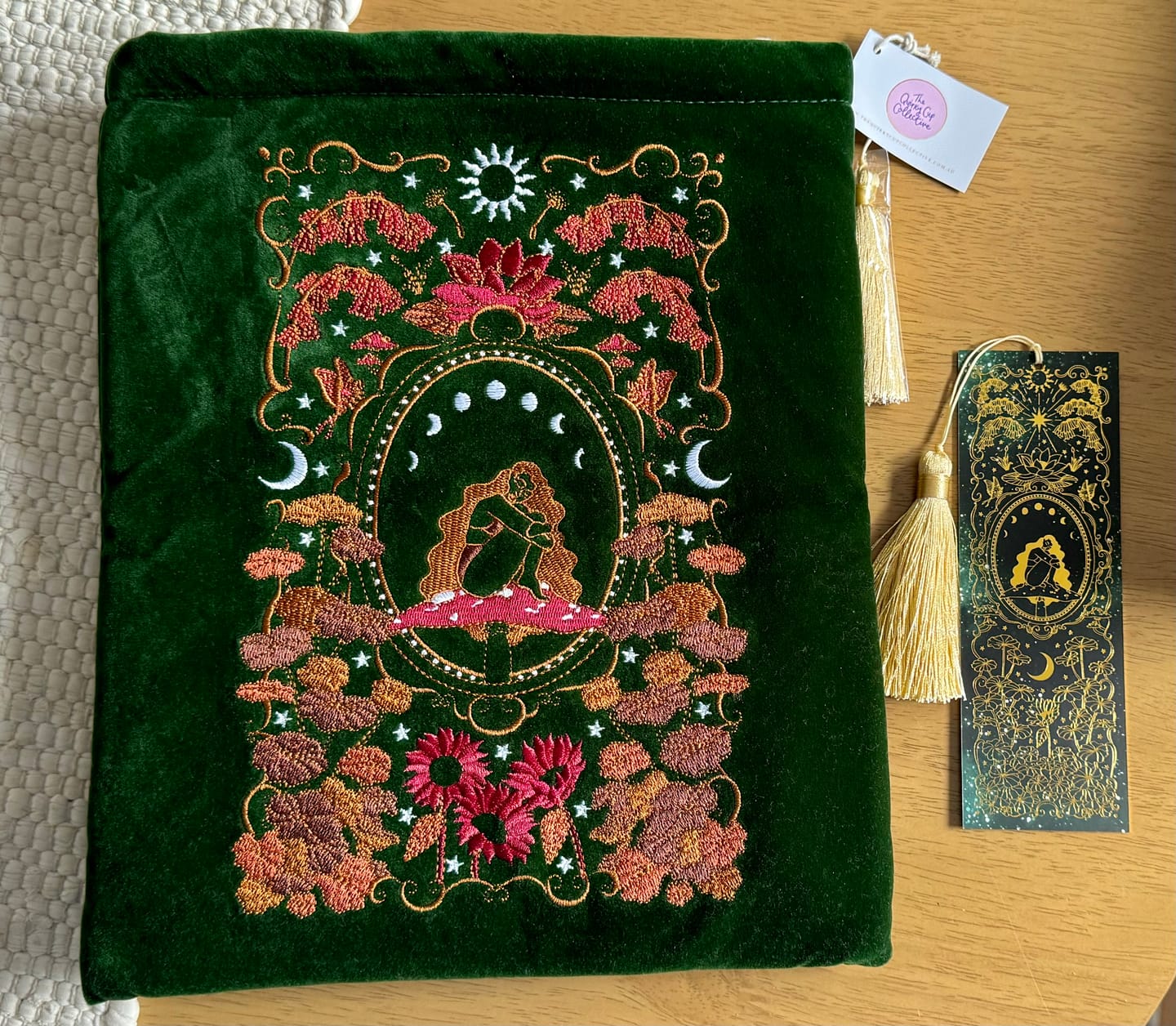 Customer photo review of Wonderland Book & iPad Sleeve - Green