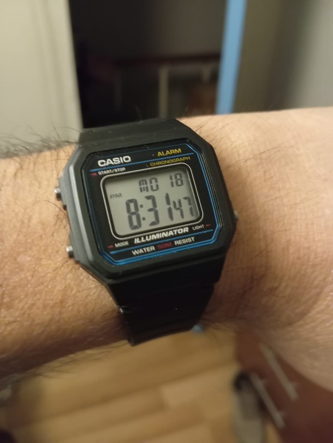 Customer photo review of Reloj Casio Vintage W-217H-1AVDF Classic Líneas Azules