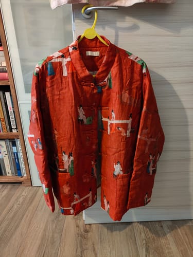 Customer photo review of Women Ethnic Print Winter Linen Padded Coat