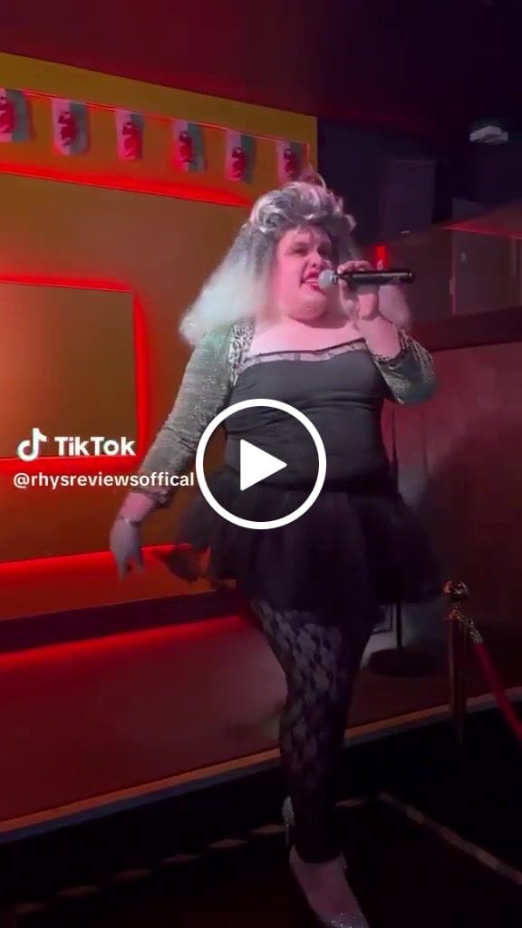 Customer video review of 80s Wild Child Costume, Black