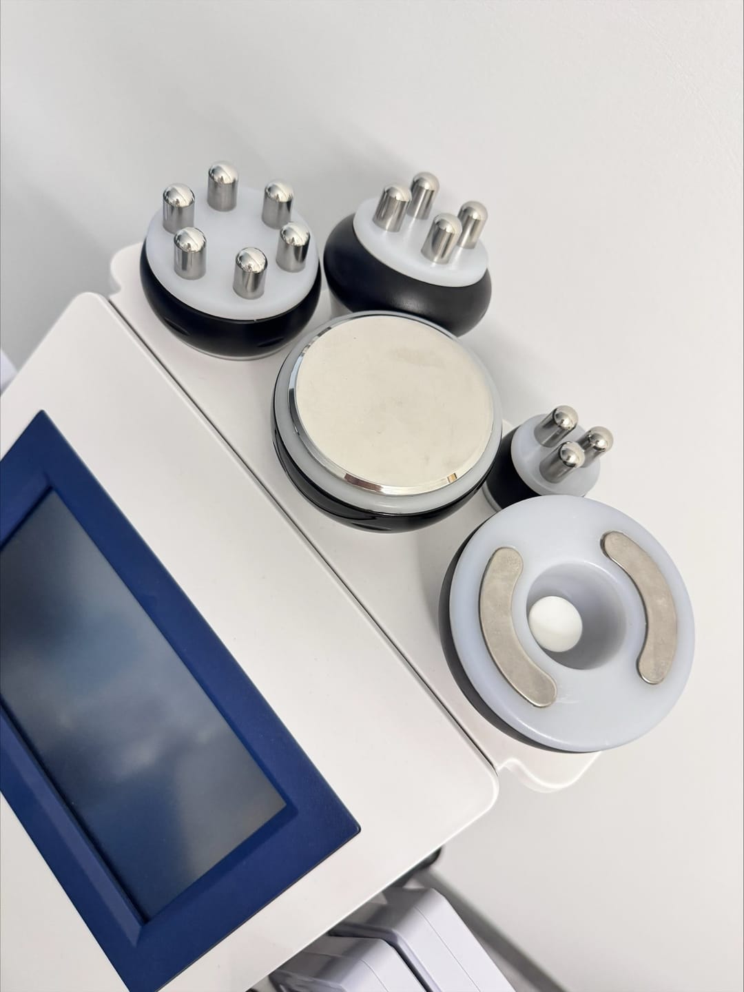 Customer photo review of Adonis 6 in 1 Cavitation Machine for Fat Blasting