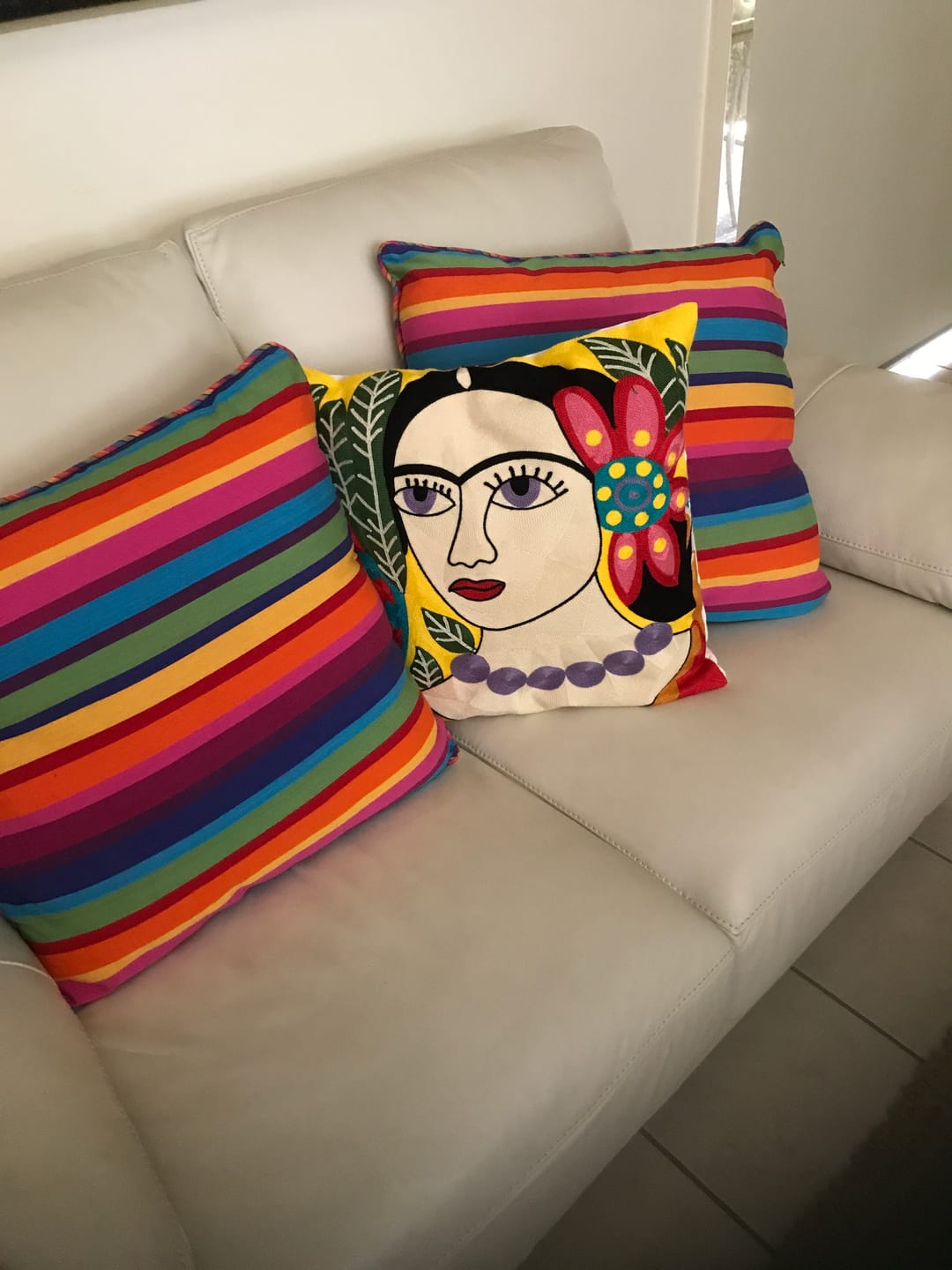 Customer photo review of Frida Kahlo Embroidery pillow Cases