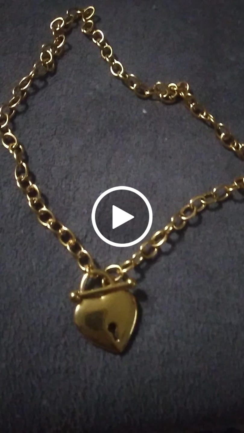 Customer video review of Colar Amor Eterno Coração Folheado A Ouro 18k