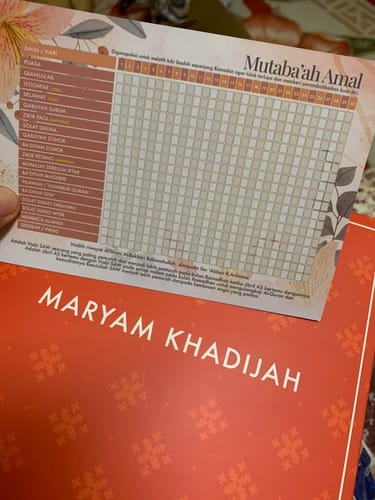 Customer photo review of Sarung Printed Ghaniyah Maroon Oak