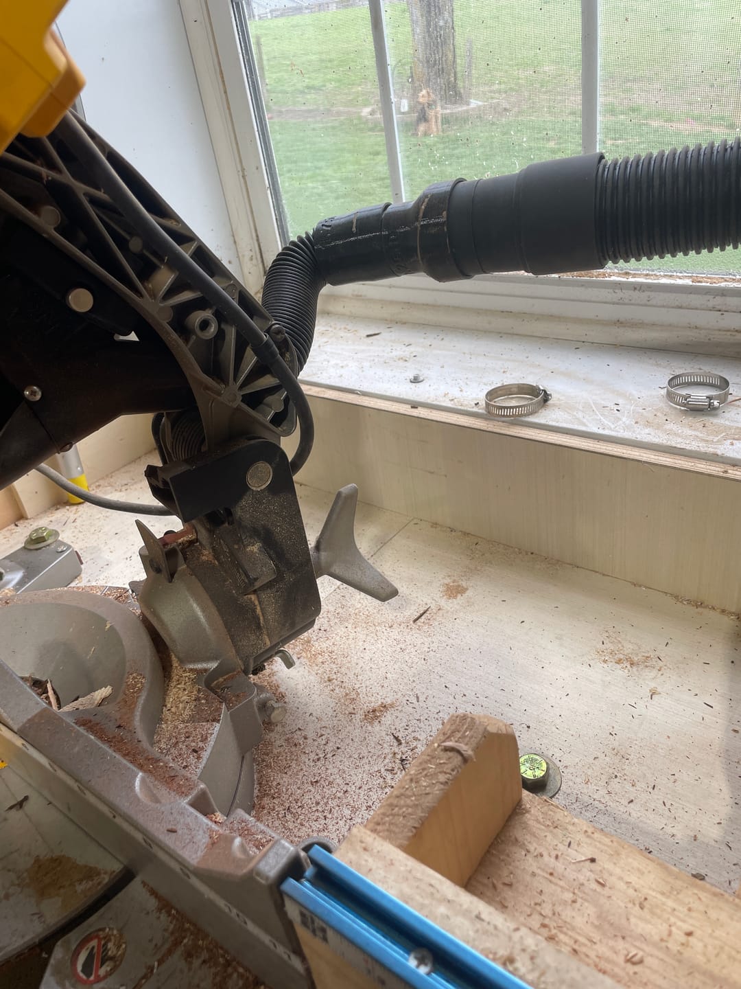 Customer photo review of Ridgid & Delta Cruzer 12” Miter Saw Dust Collection