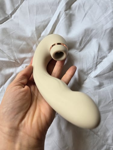 Customer photo review of Euphoria Vibrator