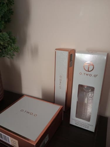 Customer photo review of O.TWO.O SILKY AND MOISTURIZING SETTING POWDER