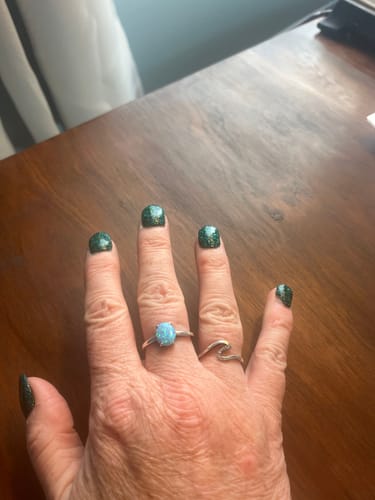 Customer photo review of D136 Hyper Green Glitter Dip Powder