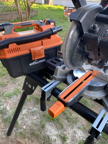 Customer photo review of Aspirateur sans fil 11L Evolution R11VAC-Li pour déchets secs et humides avec batterie 4Ah et chargeur