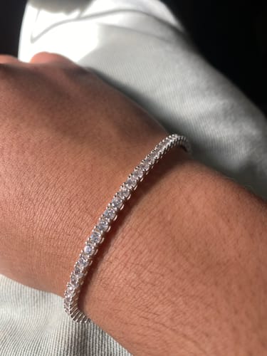 Customer photo review of Tennis Bracelet - Classico