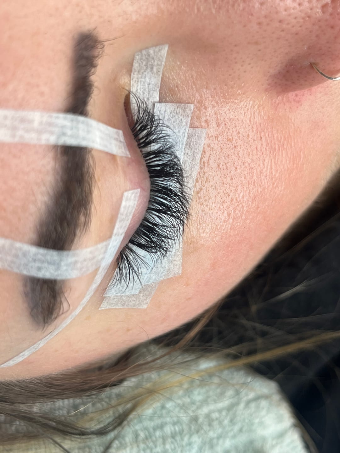 Customer photo review of Mar Preto Black Lash Adhesive