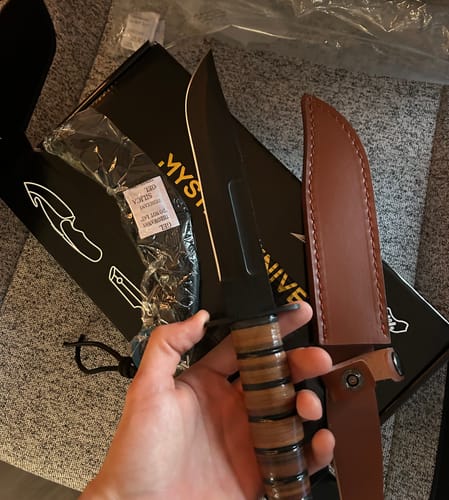 Customer photo review of Fixed-Blades Box™