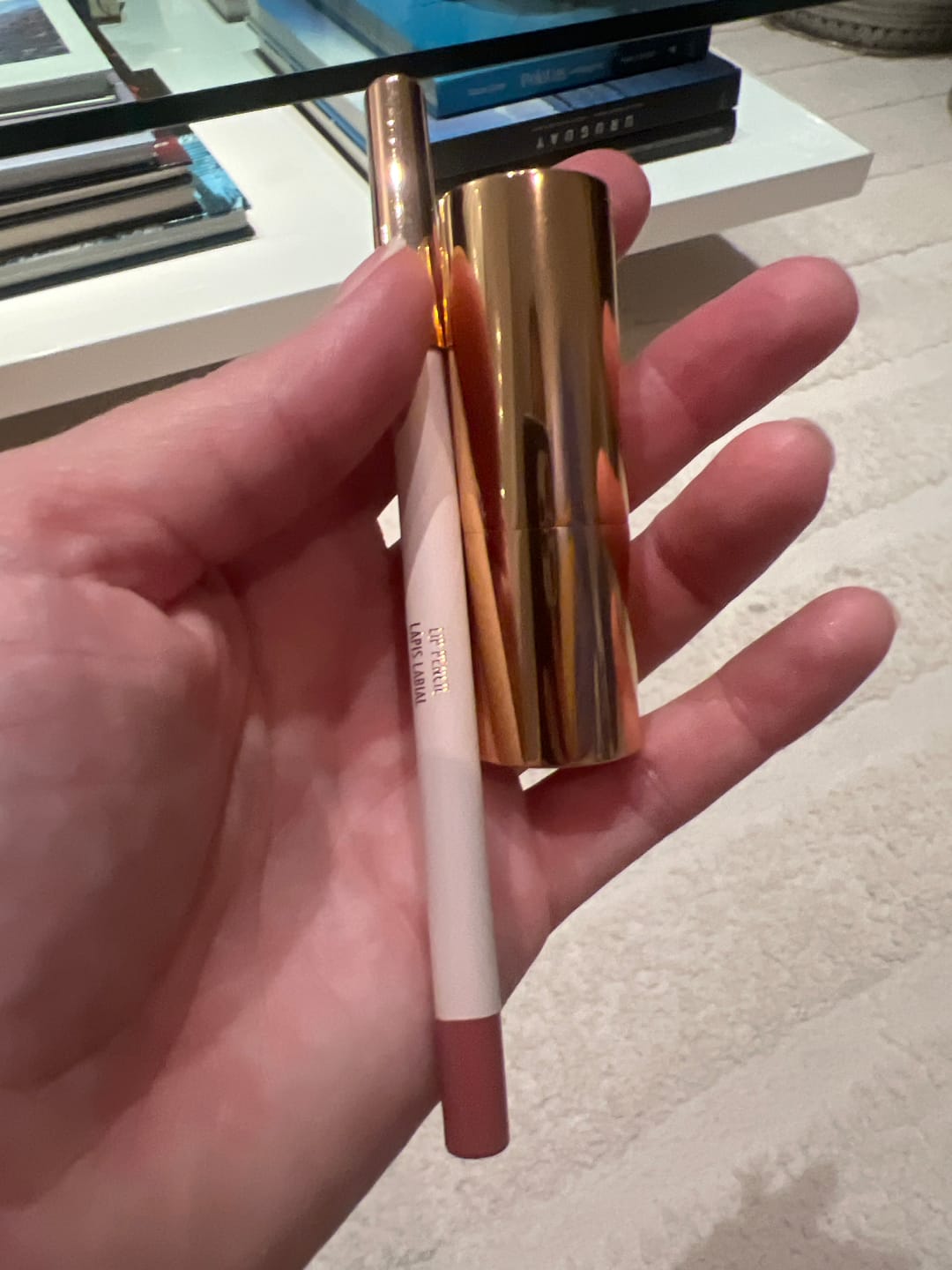 Customer photo review of KIT ICONIC LIPS | 200 NATURAL ROSE