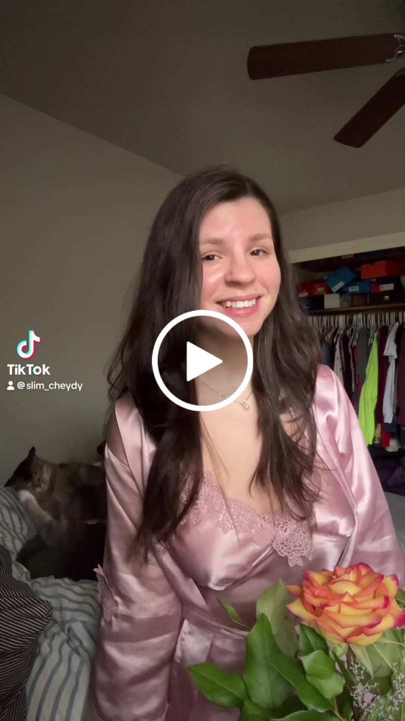 Customer video review of Satin Sleepwear Pajama Set