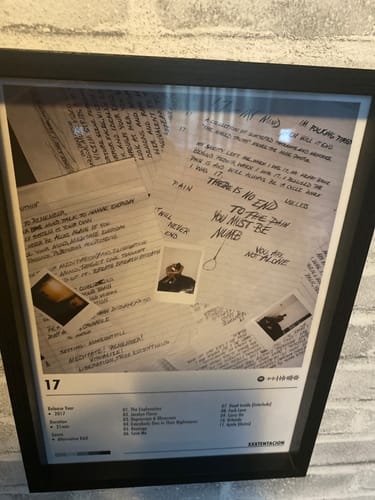 Customer photo review of XXXTENTACION - 17 | Album Cover Poster