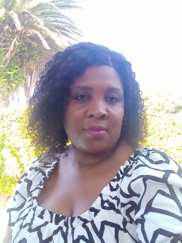 Customer photo review of Brazilian 4x4 Lace Wig - Jerry Curl 12"