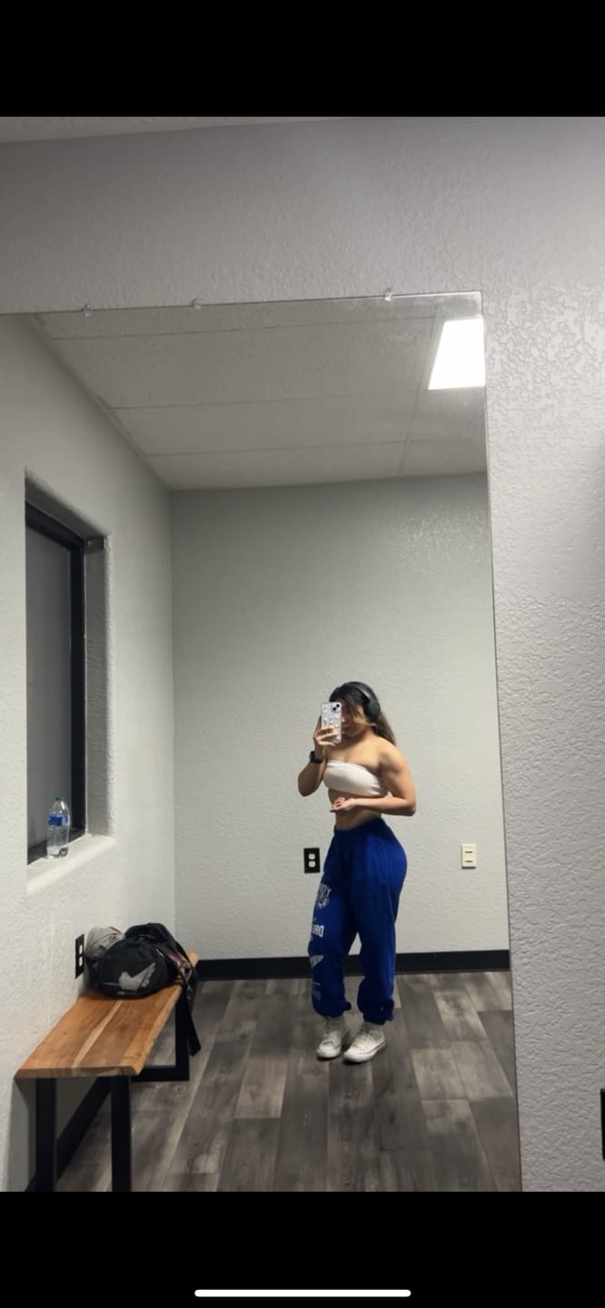 Customer photo review of W211 Dreamers Joggers