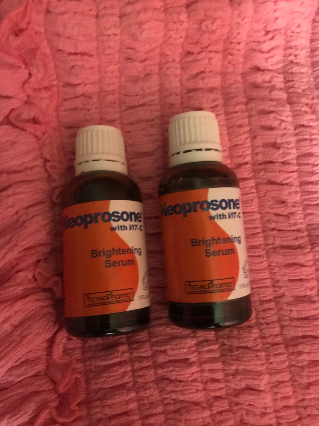 Customer photo review of Neoprosone Vitamin-C Brightening Serum - Fast Absorbing Serum - 30g / 1 Fl Oz