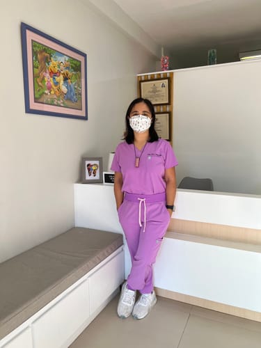 Customer photo review of Jogger MoveTech® Scrub Pants 3.0 - Women / Mauve