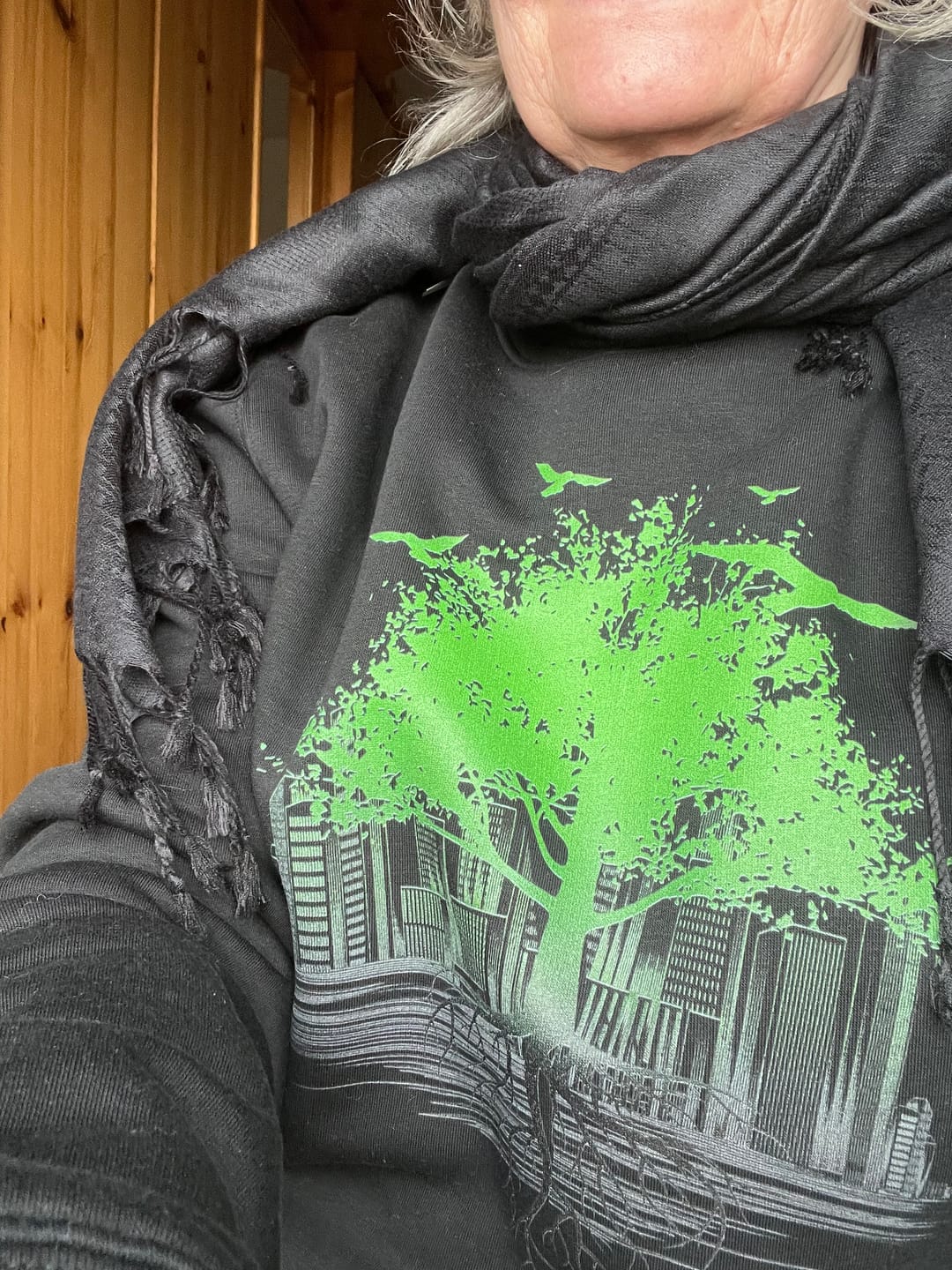Customer photo review of We need more trees - Unisex Bio Sweatshirt