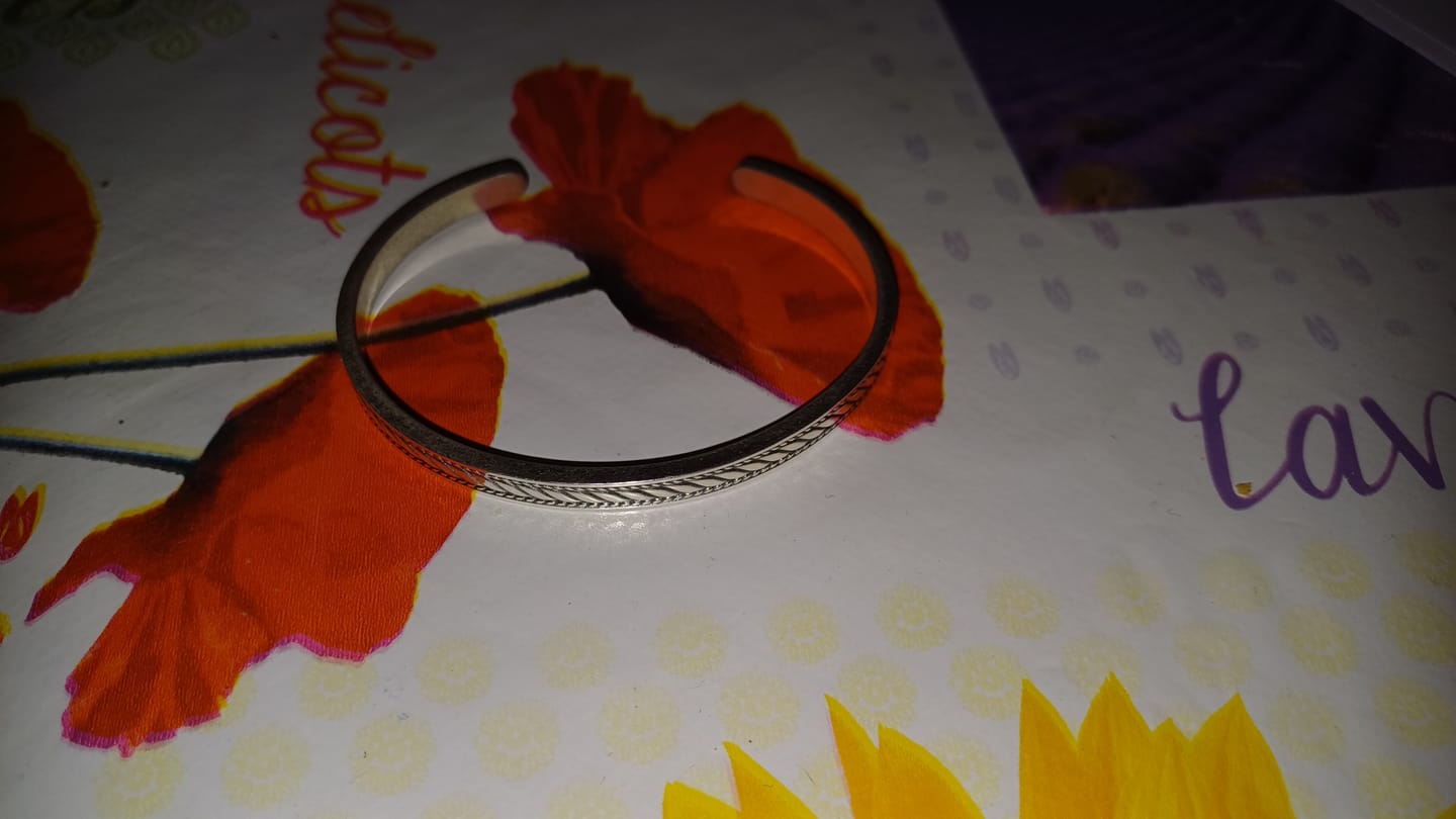 Customer photo review of Somba - Bracelet Jonc Argent